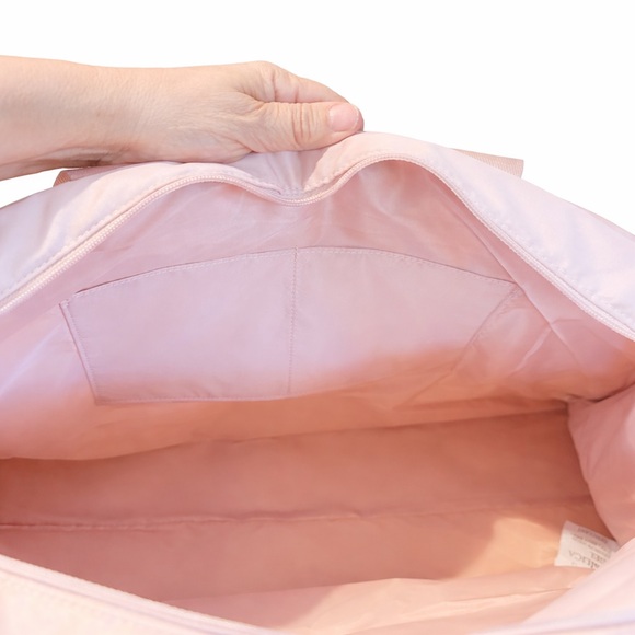 Victoria's Secret Light Pink Quilted Travel Tote - Picture 6 of 6